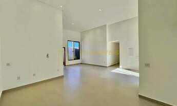 Imagem 7: Manguinhos: Casa Linear com Design Moderno e Ampla Área Social