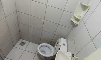 Imagem 5: Alugo Quitinete no Bairro Maraponga, Com Garagem na Rua arlos Joaçaba, Embaixo e Tem Encim