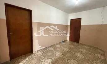 Imagem 2: Casa com 1 Quarto(s) e 1 banheiro(s) para Alugar, 32 m² por R$ 900 / Mês