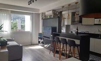 Imagem 2: Aconchegante Apartamento de 1 dormitório, Mobiliado e Decorado com Box de estacionamento