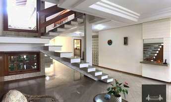 Imagem 7: Casa no bairro Coqueiros com vista parcial para o Mar