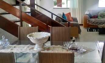 Imagem 3: Casa de condomínio para venda tem 250 metros quadrados com 6 quartos