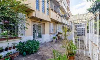 Imagem 2: Apartamento para venda tem 67 metros quadrados com 3 quartos em Rio Branco - Porto Alegre