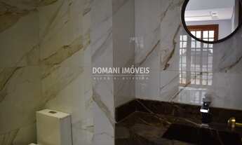 Imagem 6: Maravilhosa Casa à Venda em Condomínio Fechado na Região do Alto do Capivari - Campos do J