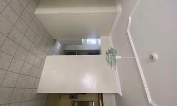 Imagem 3: Apartamento para venda tem 80 metros quadrados com 3 quartos em Benfica - Fortaleza - CE