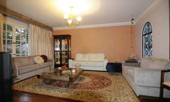 Imagem 5: Residência ampla e arejada de 270m² com móveis planejados em todos os quartos