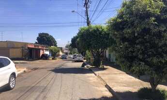Imagem 3: Casa para Venda em Goiânia, Parque Atheneu, 2 dormitórios, 1 banheiro, 1 vaga