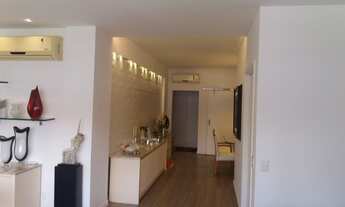 Imagem 4: Apartamento para venda possui 160 metros quadrados com 3 quartos em Ipanema - Rio de Janei