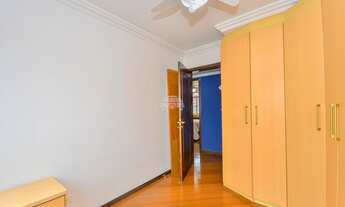 Imagem 2: Apartamento para venda possui 92 metros quadrados com 3 quartos em Água Verde - Curitiba