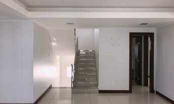 Imagem 6: Casa duplex à venda em Alphaville I