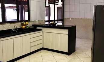 Imagem 4: Sobrado para venda possui 520 metros quadrados com 4 quartos