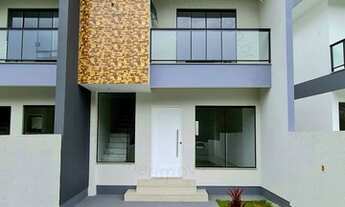 Imagem: Sobradão Moderno com 2 Suítes em Excelente