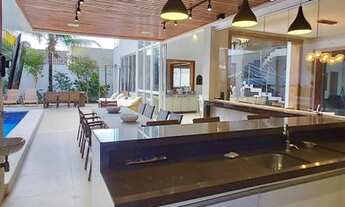 Imagem 6: Casa de condomínio sobrado para venda tem 535 metros quadrados com 4 quartos