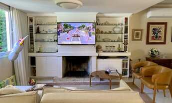 Imagem 4: Casa diferenciada, muito confortável com 5 dormitórios, 2 suítes no Santa Monica, Florianó