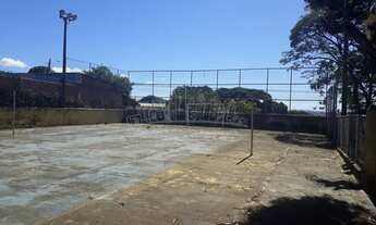 Imagem: Terreno com casa Quadra de futsal com 3076
