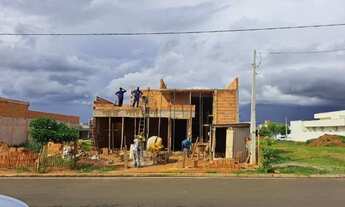 Imagem: Casa em fase de acabamento condomínio em