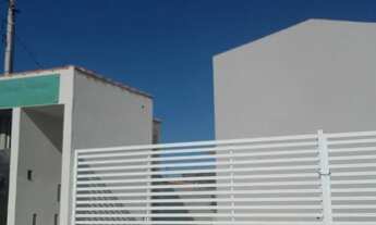 Imagem 2: Sobrado 2 doms, 1 suite , garagem - 180 mil