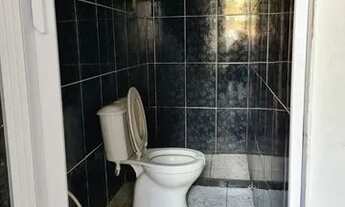 Imagem 4: Alugo uma casa Casa com 1 dormitório