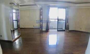 Imagem 2: Amplo apartamento e muito bem localizado, 3 dormitórios, sendo 2 suítes, 2 vagas de garage