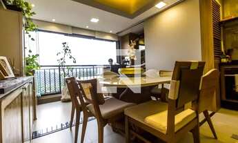 Imagem 2: Apartamento com 3 quartos (1 suíte) à venda em Alphaville, Barueri, com 2 vagas