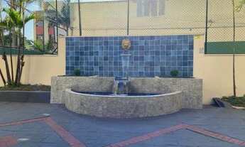 Imagem 5: REPLETO DE ARMÁRIOS PLANEJADOS , ASSOALHO EM MADEIRA , BOX BLINDEX , MUITO REQUINTE !