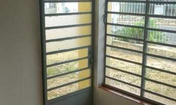 Imagem 5: Casa 150 m2. 2 Dorms. (1 ste) Vila Industrial. Térrea, edícula, piso madeira, arejada e a