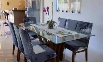 Imagem 2: Casa · 252m² · 4 Quartos · 2 Vaga