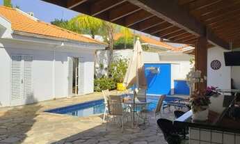 Imagem: Casa com 4 quartos/ 3 suítes Condomínio