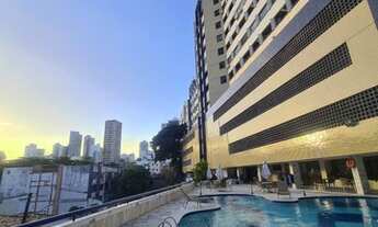 Imagem: Cobertura finamente decorada em Ondina com