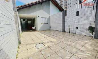 Imagem 3: Casa em localização privilegiada com 02 dormitorios e demais dependencias com edicula no