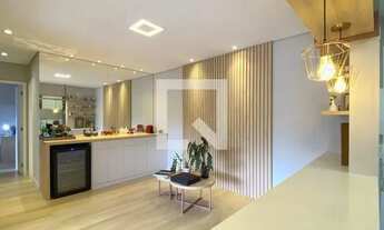 Imagem 2: Apartamento com 2 quartos (1 suíte) à venda em Empresarial 18 do Forte, Barueri