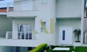 Imagem: SANTANA DE PARNAÍBA - Casa de Condomínio