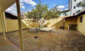 Imagem 6: Casa muito ampla no Centro com 04 quartos