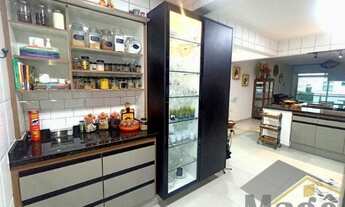 Imagem 7: EXCELENTE APARTAMENTO REFORMADO E FINAMENTE DECORADO PARA LOCAÇÃO NA PRAIA DAS PITANGUEIRA