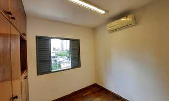 Imagem 7: Sobrado para aluguel e venda tem 358 metros quadrados com 4 quartos