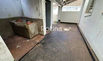 Imagem 7: Colônia à venda, 3 quartos, Osvaldo Rezende - Uberlândia/MG