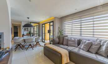 Imagem 2: Apartamento no Vicenza, 02 Quartos, 01 Suíte, 02 Vagas, Água Verde, Curitiba