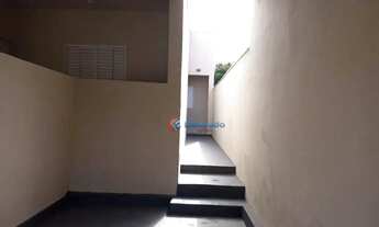 Imagem 4: Casa com 1 dormitório para alugar, 60 m² por R$ 925,00/mês - Parque Orestes Ôngaro - Horto