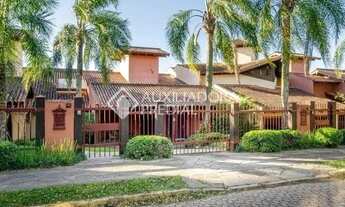 Imagem 3: Casa em Condomínio à venda com 3 dormitórios, 400m² e 2 vagas no bairro Santa Tereza