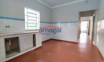 Imagem 2: Casa com 3 dormitórios na área central