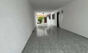 Imagem 3: Sua Nova Casa em Ponta Negra: Espaço, Conforto e 2 Edículas Extras!