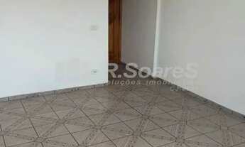 Imagem 7: Apartamento desocupado com 2 quartos, garagem, condomínio Nova Valqueire