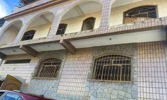 Imagem 2: Casa de 300 mts em área central imóvel em lote de 360 mts