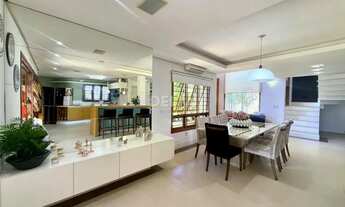 Imagem 4: Casa com 4 quartos ( 01 suíte ), pátio e piscina no bairro Petrópolis e em Novo Hamburgo