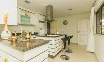 Imagem 4: Imóvel para aluguel tem 320 metros quadrados com 4 quartos em Itacorubi - Florianópolis