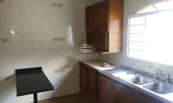 Imagem 4: URGENTE! ALUGO ÓTIMA CASA + OPÇÃO DE EDÍCULA LOCALIZAÇÃO ESTRATÉGICA