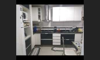 Imagem 2: Casa de condomínio para venda possui 130 metros quadrados com 3 quartos