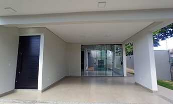 Imagem 3: Casa para venda possui 133 metros quadrados com 3 quartos em Jardim Vitória - Maringá - PR