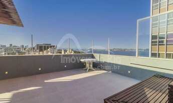 Imagem: Cobertura com 304m, com vista da Baia de