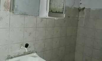 Imagem 2: CASA COM 46 M², COM 2 QUARTOS, SALA, COZINHA, BANHEIRO E QUINTAL, COM GRADES DE PROTECAO
